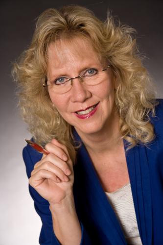 Maureen Buscher Dang