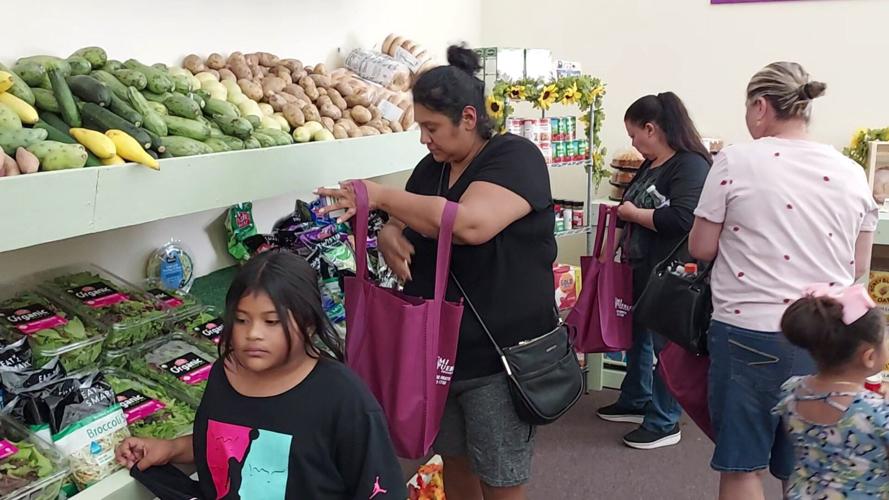 Arvin food program-3_500020441