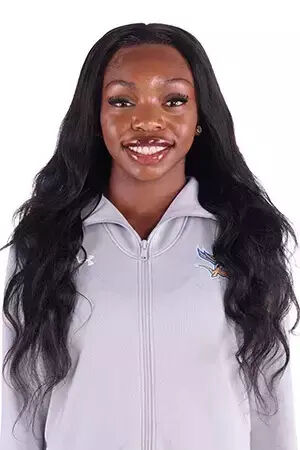 CSUB sprinter Makiah Parker