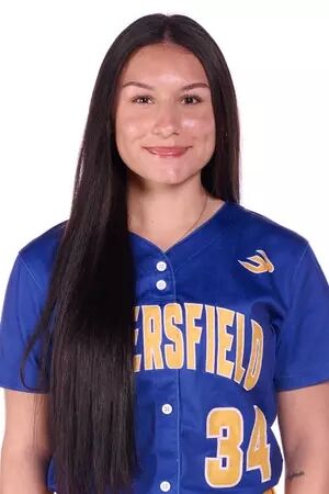 CSUB Softball Mari Narvaiz